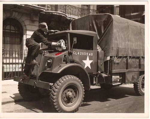 Click image for larger version

Name:	PhotoTruckLiberationStar.jpg
Views:	10
Size:	82.2 KB
ID:	106536
