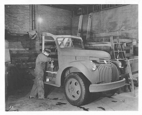 Click image for larger version

Name:	chevy19430202_160356.jpg
Views:	11
Size:	42.3 KB
ID:	110560