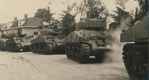 Click image for larger version

Name:	CL II tank 1.jpg
Views:	8
Size:	60.2 KB
ID:	120693