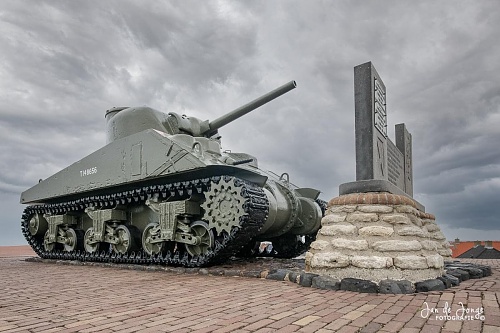 Click image for larger version
Name: D0286E4B-D181-4044-A90A-A45C4417739F.jpeg
Views: 3
Size: 194.9 KB
ID: 125578