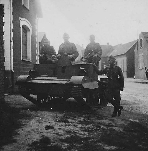 Click image for larger version

Name:	dunkirk carrier.jpg
Views:	5
Size:	76.2 KB
ID:	138482