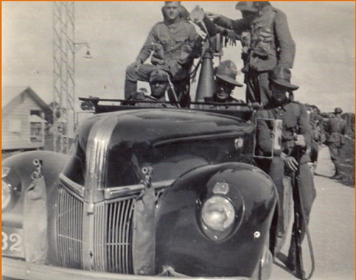 Click image for larger version
Name: KNIL zware mitrailleurwagen okt-1941.jpg
Views: 2
Size: 90.6 KB
ID: 139112