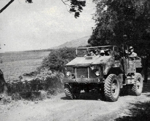 Click image for larger version

Name:	bali_militairen.jpg
Views:	0
Size:	107.6 KB
ID:	139262