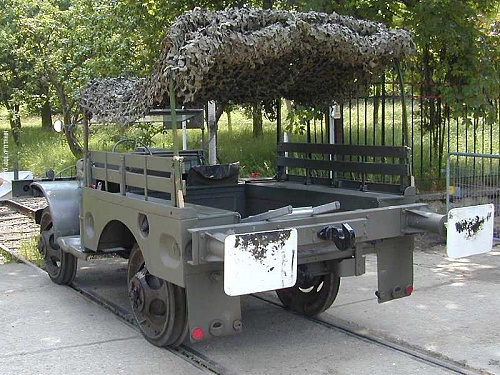 Click image for larger version

Name:	Dodge VERARO in Versailles barracks (2).jpg
Views:	0
Size:	75.8 KB
ID:	141416