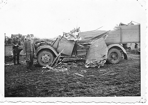 Click image for larger version

Name:	Hit by plane  2..jpg
Views:	237
Size:	194.2 KB
ID:	19824
