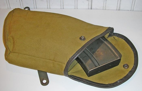 pouch01.jpg