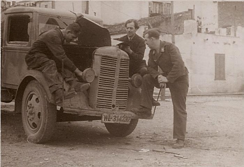 truck bonnet open.1.jpg