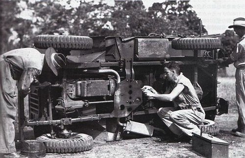 2-77 LAD Lae, New Guinea, 1944.jpg