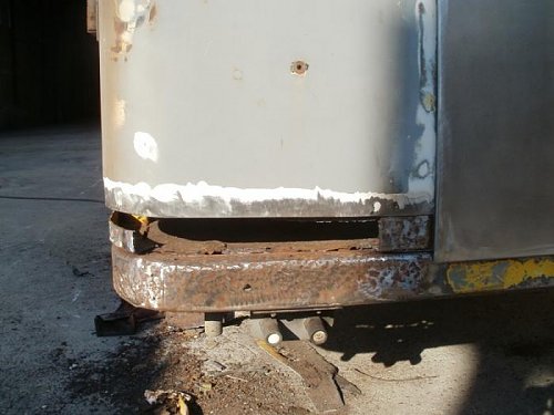 Click image for larger version
Name: 48 REAR LEFT BEFORE JAN2012_.jpg
Views: 28
Size: 41.8 KB
ID: 47278