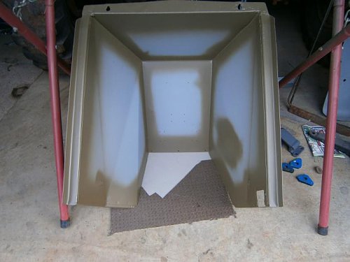 Click image for larger version

Name:	Engine hatch 4.jpg
Views:	21
Size:	37.8 KB
ID:	48758