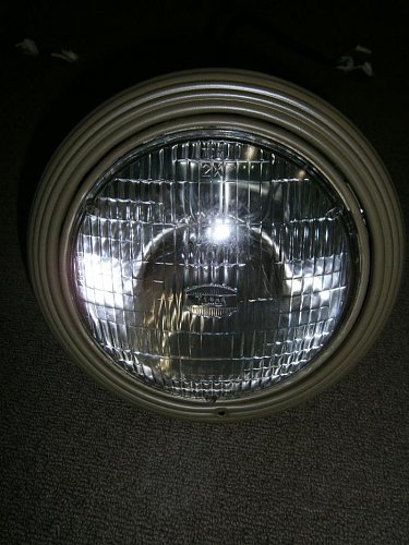 Click image for larger version

Name:	Headlights finished 2.jpg
Views:	15
Size:	94.4 KB
ID:	49055