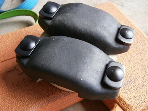 Click image for larger version

Name:	Front Axle Bump Blocks 2.jpg
Views:	18
Size:	52.4 KB
ID:	50768