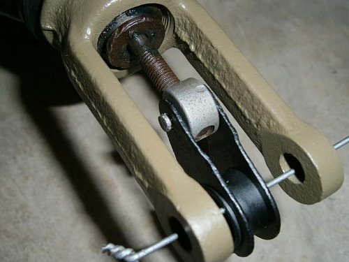 Click image for larger version

Name:	Vac Booster valve mechanism 1.jpg
Views:	17
Size:	40.1 KB
ID:	51850