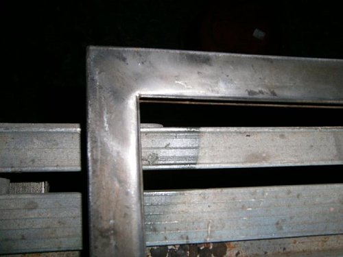Click image for larger version

Name:	Driver side frame stripped 2.jpg
Views:	10
Size:	34.7 KB
ID:	53273