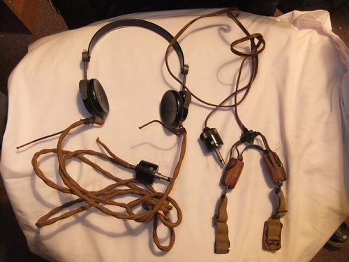 Headphones-Mic 001.jpg