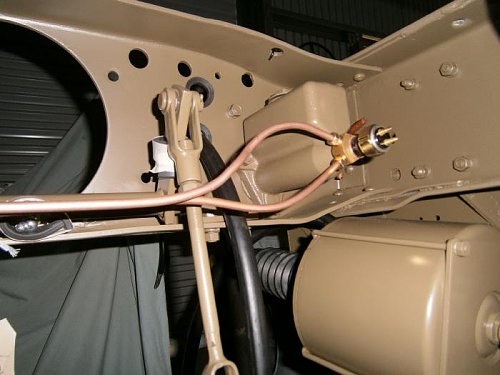 Click image for larger version

Name:	Brake lines from master 2.jpg
Views:	50
Size:	42.7 KB
ID:	54027