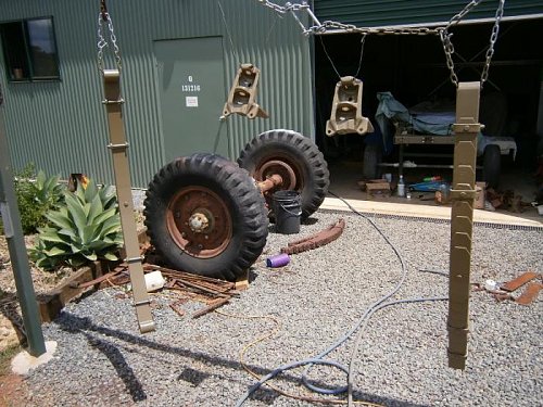 Click image for larger version

Name:	Rear springs painted 1.jpg
Views:	21
Size:	84.8 KB
ID:	54679