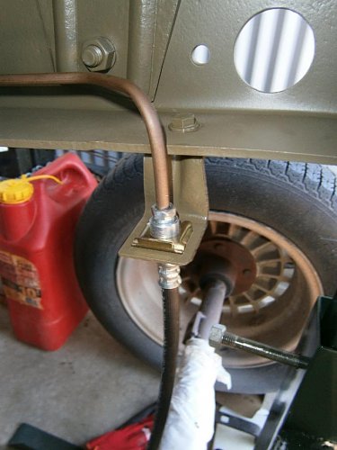 Click image for larger version
Name: Front brake hose 2.jpg
Views: 40
Size: 66.0 KB
ID: 55753