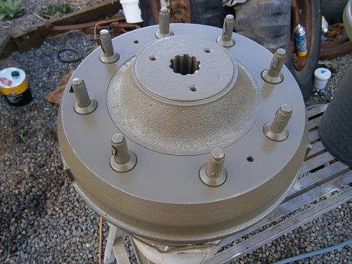 Click image for larger version

Name:	Front hub closeup.jpg
Views:	26
Size:	60.5 KB
ID:	57051