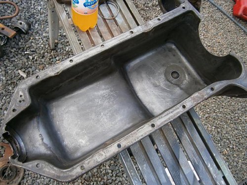 Click image for larger version

Name:	Oil pan cleaned 3.jpg
Views:	26
Size:	71.3 KB
ID:	58317