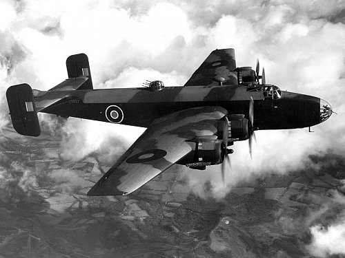 Click image for larger version

Name:	handley-page-halifax-bomber-02.jpg
Views:	2
Size:	75.4 KB
ID:	63686