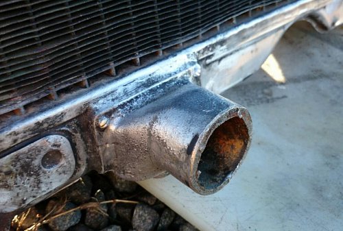Click image for larger version

Name:	Radiator bare 3.jpg
Views:	8
Size:	78.0 KB
ID:	65667