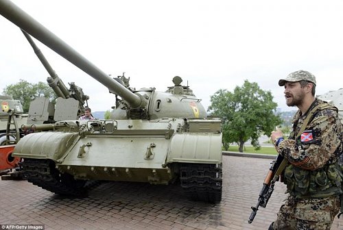 Click image for larger version

Name:	1404764373343_wps_2_Pro_Russian_militants_pre.jpg
Views:	3
Size:	72.0 KB
ID:	66530