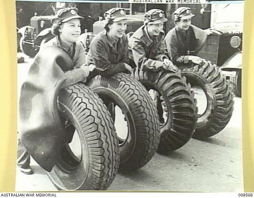 Click image for larger version

Name:	008568  1941-08. WITH THE FIELD AMBULANCE NURSING YEOMANRY. DRIVERS OF THE AUXILIARY TERRITORIAL.jpg
Views:	11
Size:	52.5 KB
ID:	79250