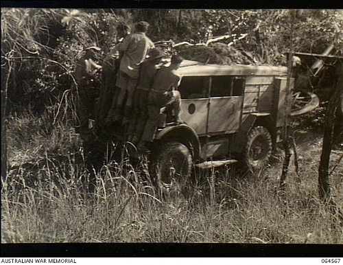 Click image for larger version

Name:	064567  KAIRI, QUEENSLAND, AUSTRALIA. 1944-02-26. TROOPS OF THE 2-7TH FIELD REGIMENT.JPG
Views:	2
Size:	237.8 KB
ID:	94814