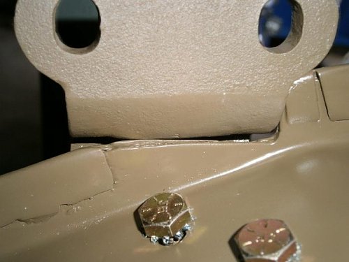 Click image for larger version

Name:	driver door hinge contact.jpg
Views:	21
Size:	36.9 KB
ID:	48229