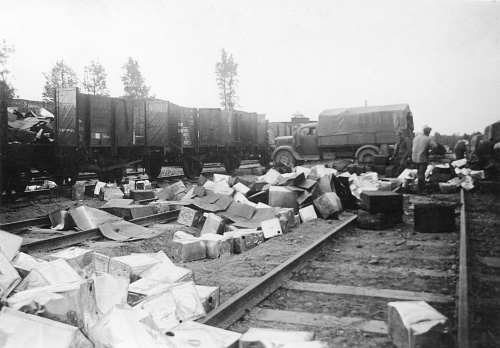 bef 1940 train petrol dump.jpg