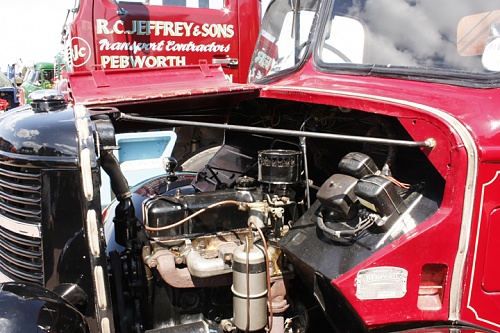 Bedford O engine.jpg