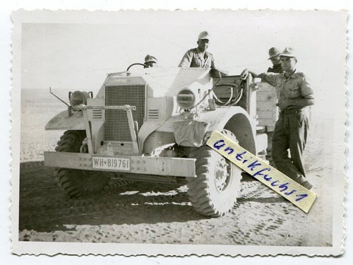 WH-Beute Jeep aus England in Afrika beim Afrikakorps im 2.jpg