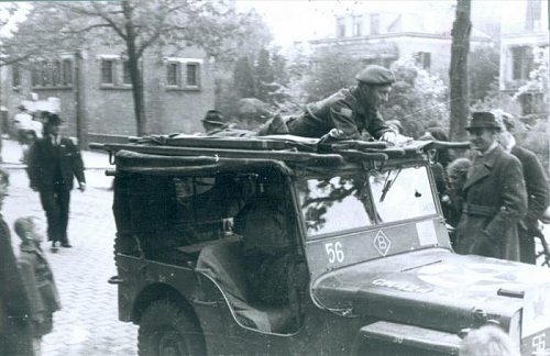 Jeep Ambulance Zwolle3.jpg