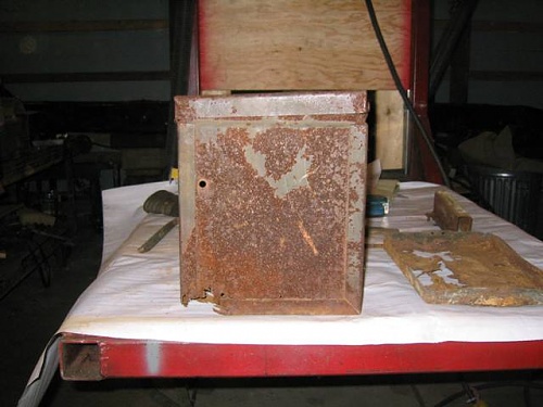 Battery Box 011.jpg