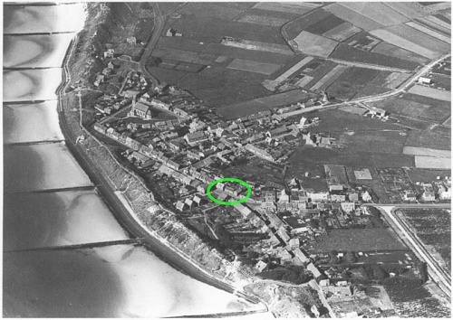 Click image for larger version

Name:	Zoutelande oblique aerial photo late 1940s.jpg
Views:	1
Size:	103.0 KB
ID:	135215