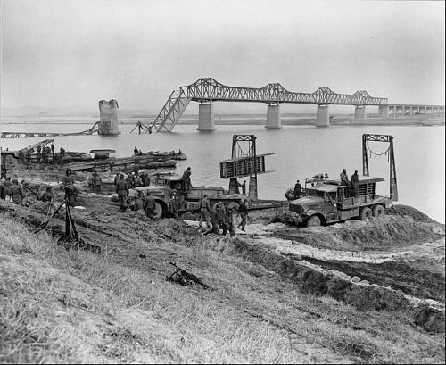 rhine crossing treadway 1.jpg