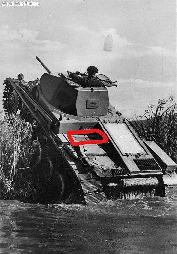 Panzer_II_fording_LI.jpg