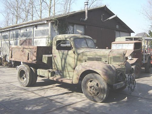 1943 dodge D51-76.jpg