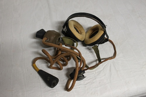 Headgear Assemblies, Cdn, Type 10  ZA:CAN 1570 5.JPG