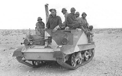 Universal Carrier T.12390 in 1941, Caunter pattern[1].jpg