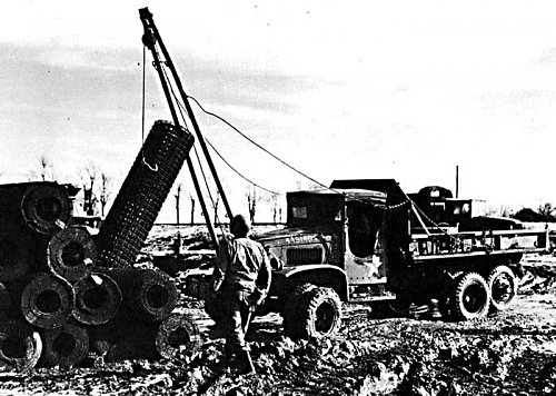 55l_airfieldcrane.jpg