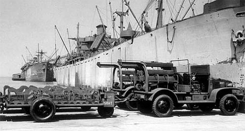 Chevrolet_g506_Series_G7128_M6_Bomb_Service_Truck_b.jpg