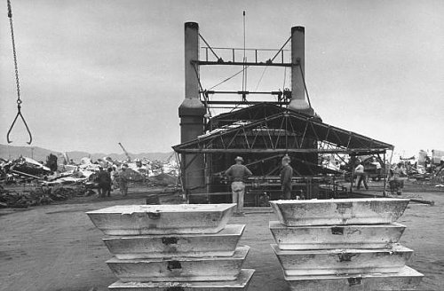 war surplus aircraft the result  ingots 0114.jpg