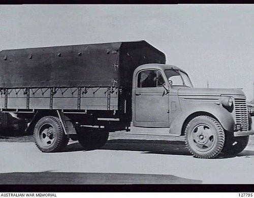 Chevrolet 1940 3 ton Lorries G.S (AWM).jpg