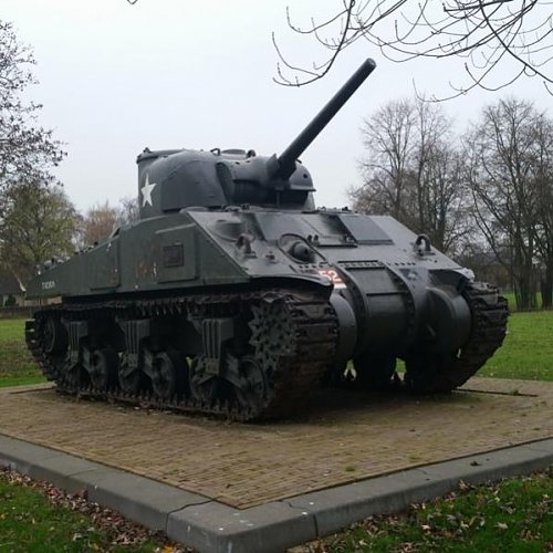 Click image for larger version

Name:	scherman tank 498 - kopie.jpg
Views:	15
Size:	53.9 KB
ID:	69525