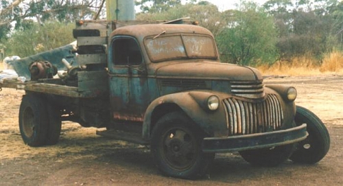Click image for larger version

Name:	Chev pre restoration.jpg
Views:	102
Size:	38.6 KB
ID:	26627