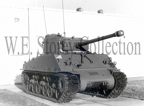 Click image for larger version

Name:	107-23 M4A2E8 Sherman - 1984 copy.jpg
Views:	1
Size:	332.5 KB
ID:	119796