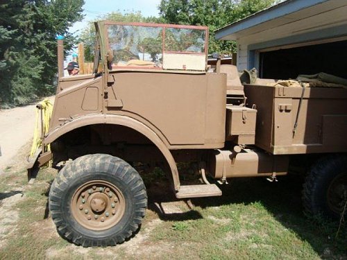 Click image for larger version

Name:	army truck side view (spare tire and tool box 100).jpg
Views:	39
Size:	65.0 KB
ID:	55093