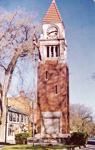 NotL clock tower c.1963 with Union Jack.jpg